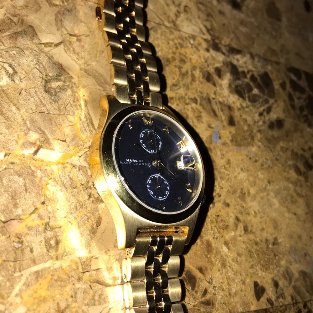 Gold Marc Jacob Watch - Picture 3 of 6